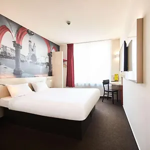 2* Otel Centrum